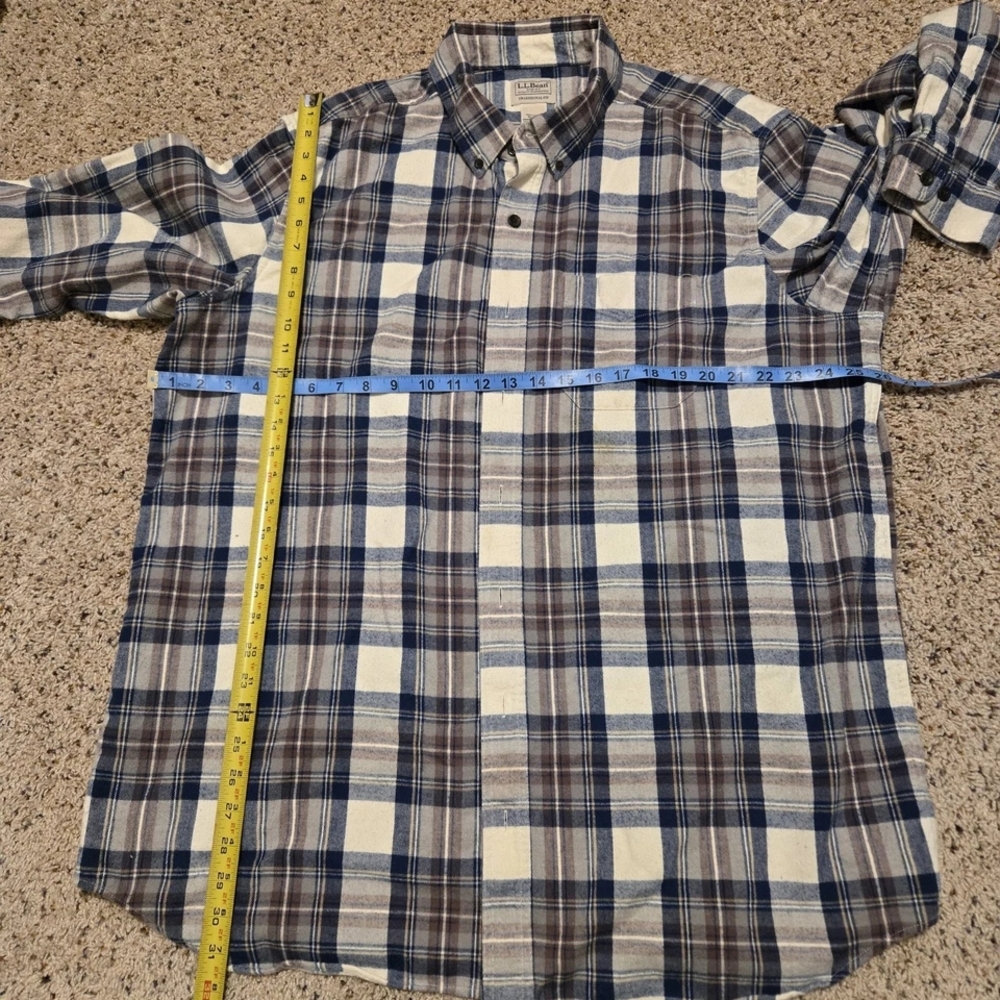 L.L. Bean Blue and White Casual Button Down Shirt